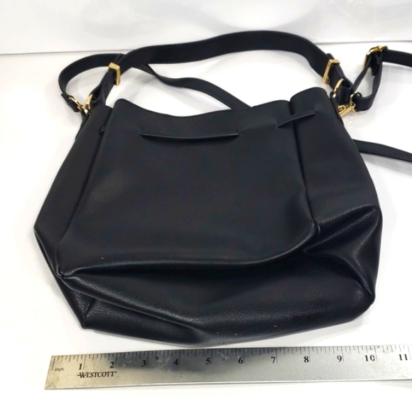 ASOS Design Bonded Bucket Black & Gold Details Tote Bag - Picture 9 of 12